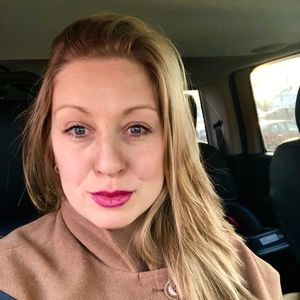 Meet your Posher, Catherine